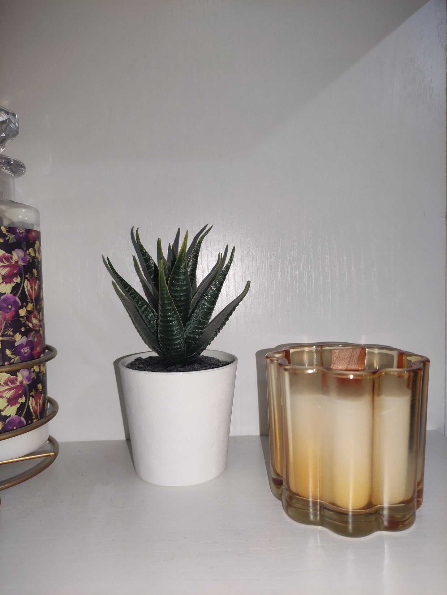Flowers -Αρωματικό Κερί με άρωμα Βανίλιας